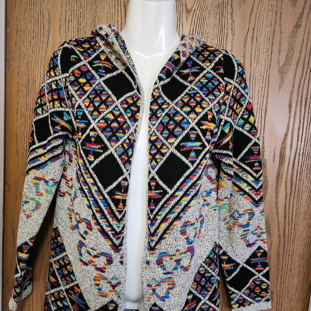 ⭐️Colorful Geometric Patterned Long Cardigan⭐️ - Picture 2 of 8